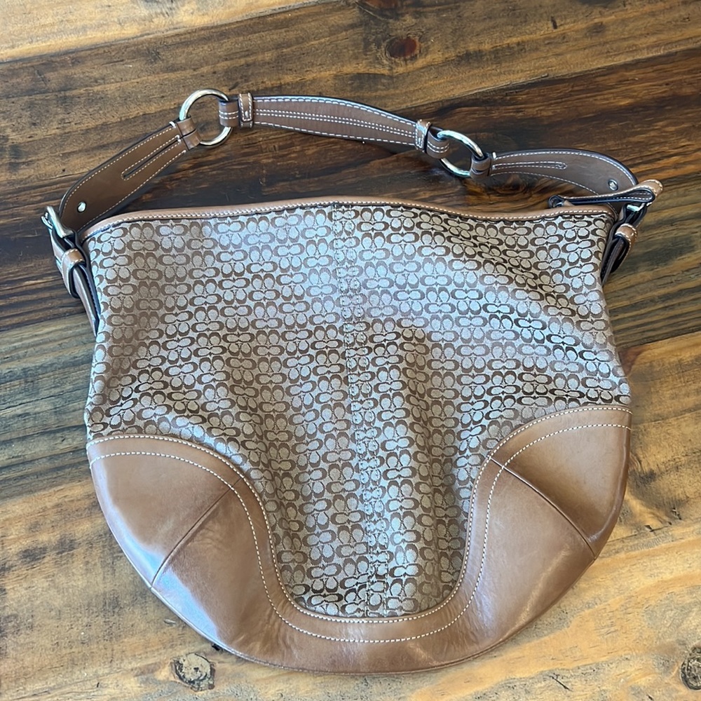 Vintage Coach Large Signature Tan Hobo Shoulder Bag